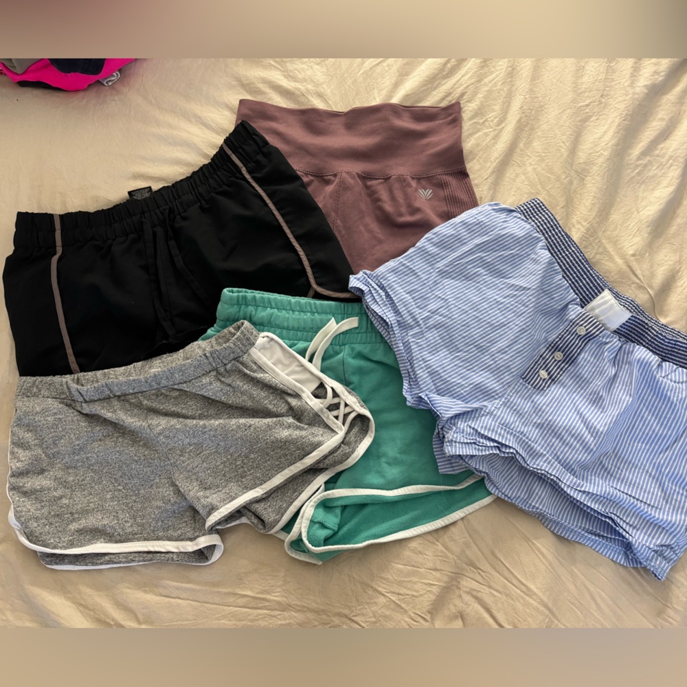 7 Assorted Casual Shorts- Bundle